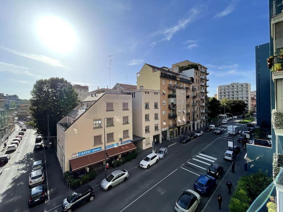 Elegante Appartamento Milano Linate Exterior foto